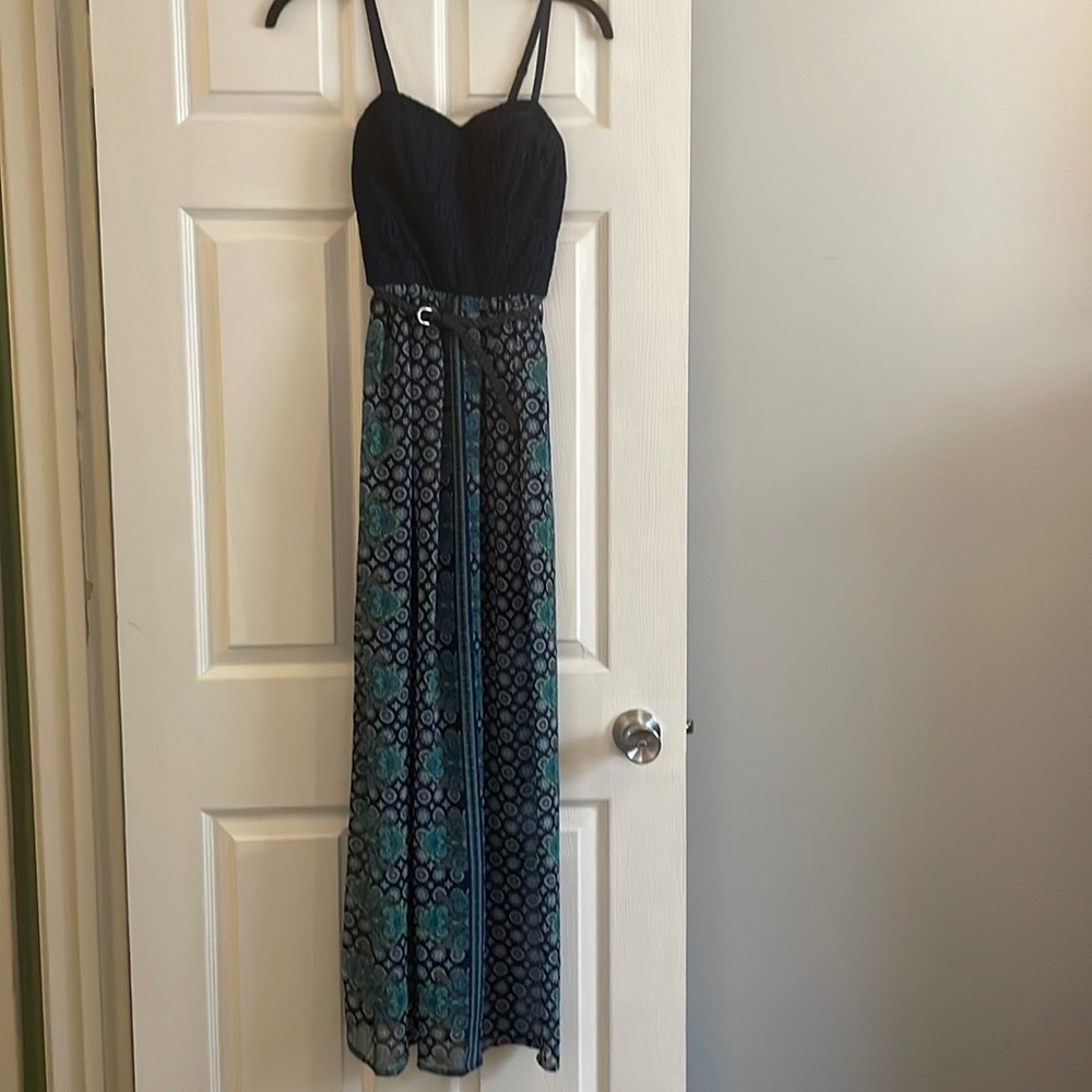 Blue design maxi dress (with belt)